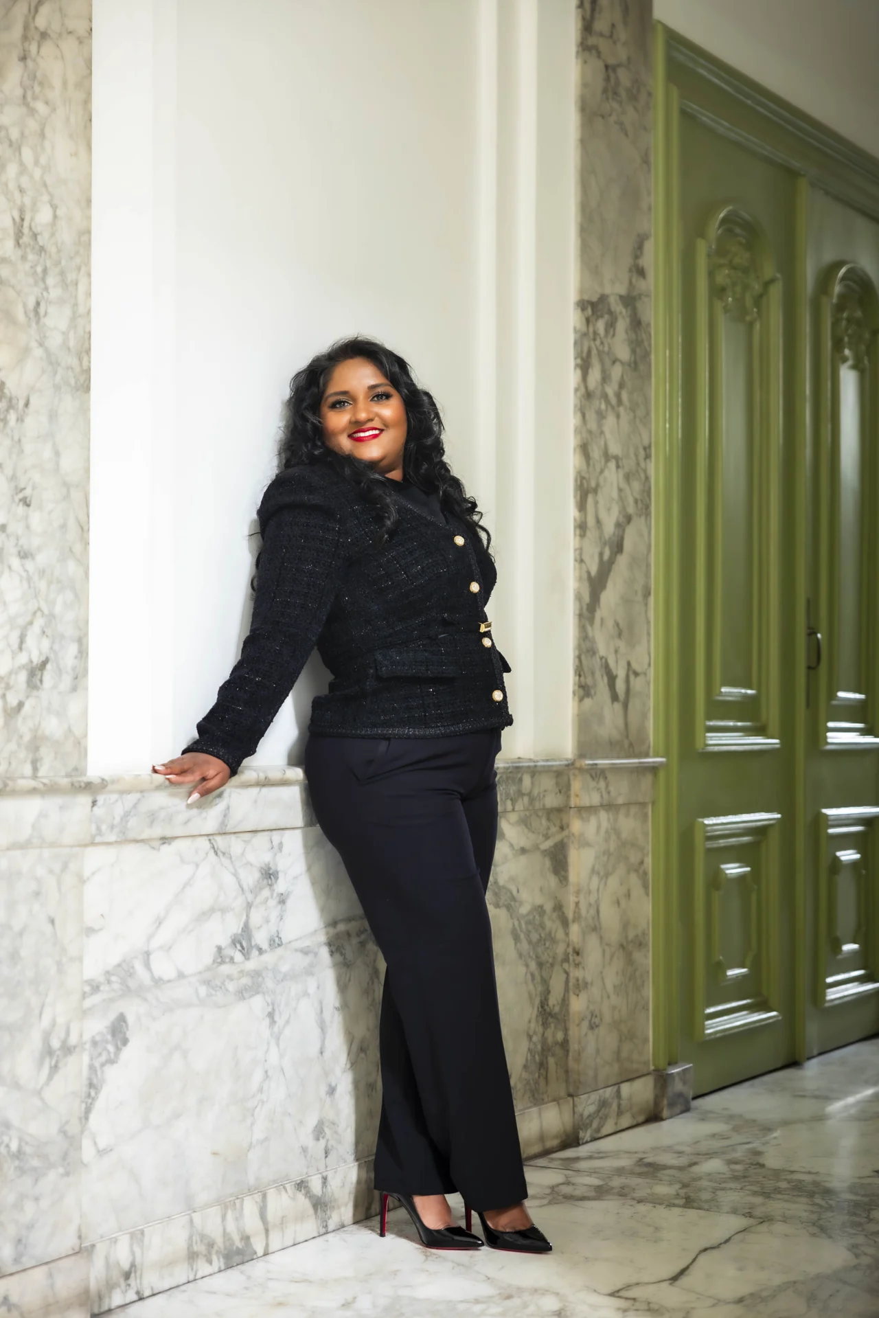Archana in de gang tijdens de RVA-brandingshoot